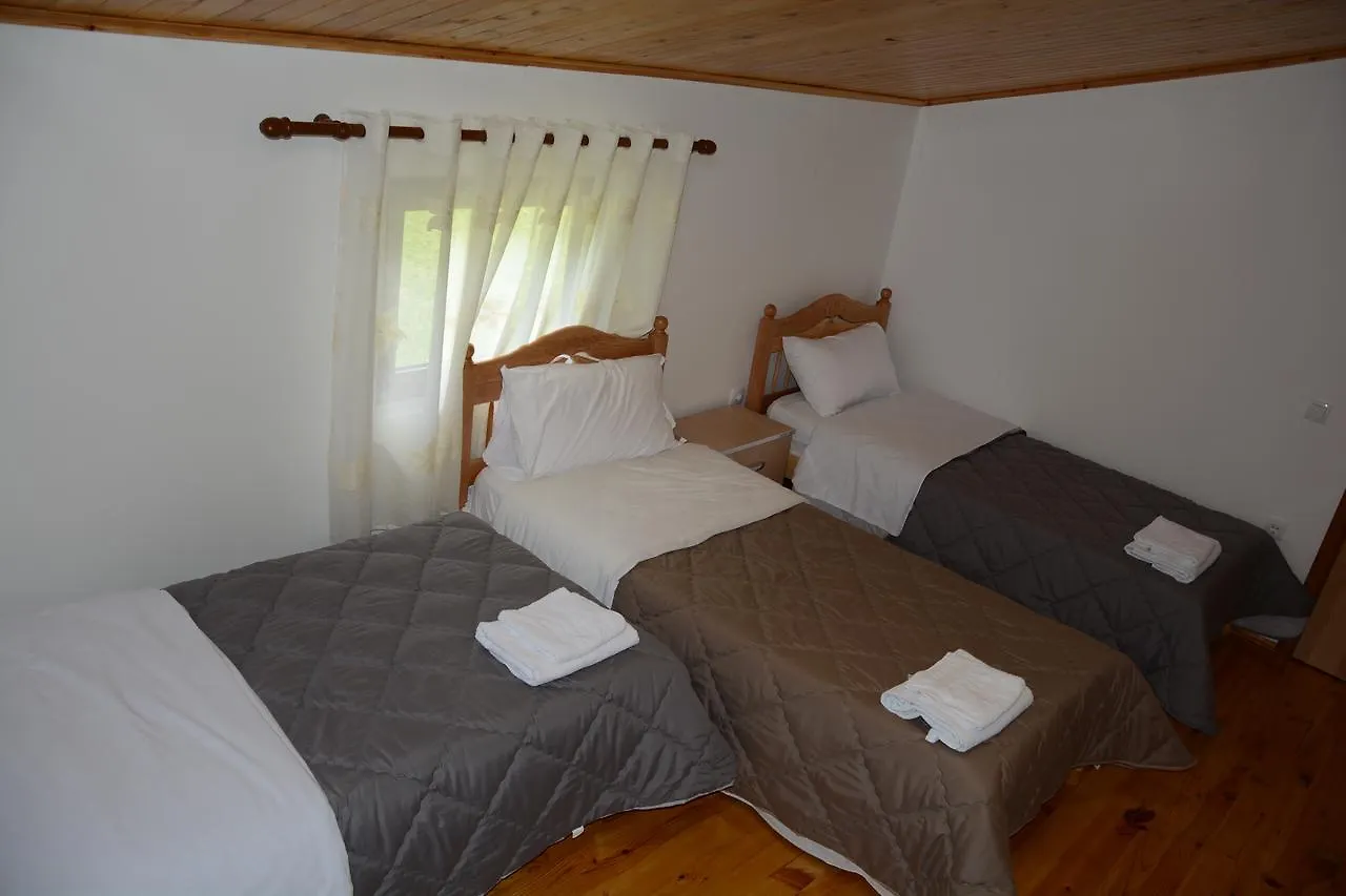Peraj Guesthouse Vermosh Alojamento de Acomodação e Pequeno-almoço