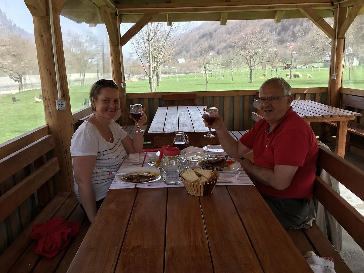 Peraj Guesthouse Vermosh